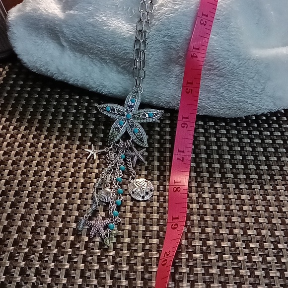 328. STATEMENT NECKLACE SILVER TONE BLUE GEMS OCEAN THEME 19" - Picture 5 of 6